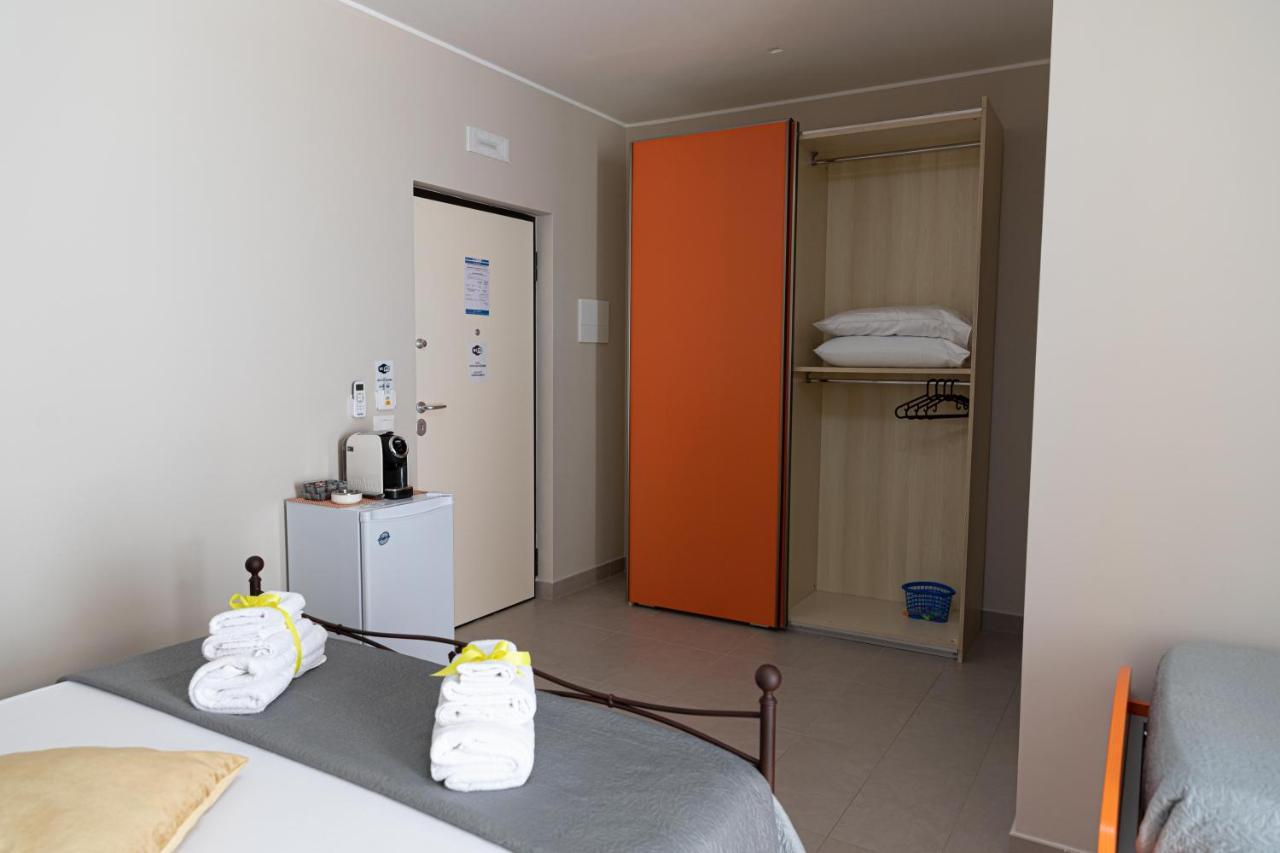 16Th Fad Rooms Margherita Di Savoia Exterior photo